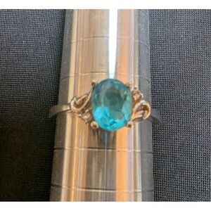 Blue Round Gemstone Solitaire Ring Womens Size 7.5 Statement Silver Tone 3.03g
